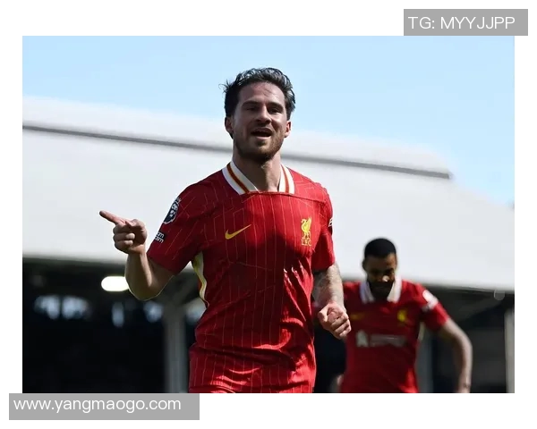 曼联暂居英超积分榜首,切尔西领先利物浦5分却丢失前四 曼联暂居英超积分榜首,切尔西领先利物浦5分却丢失前四