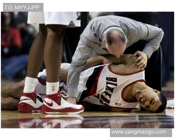 雄鹿球员接受手术治疗，确定无缘季后赛